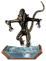 Aliens - Brown Alien Warrior Water Attack 1/6th Scale Diorama Statue (Popcultcha Exclusive)